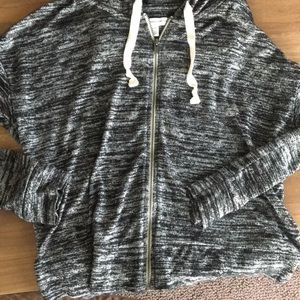 American Eagle long sleeve sweatshirt
